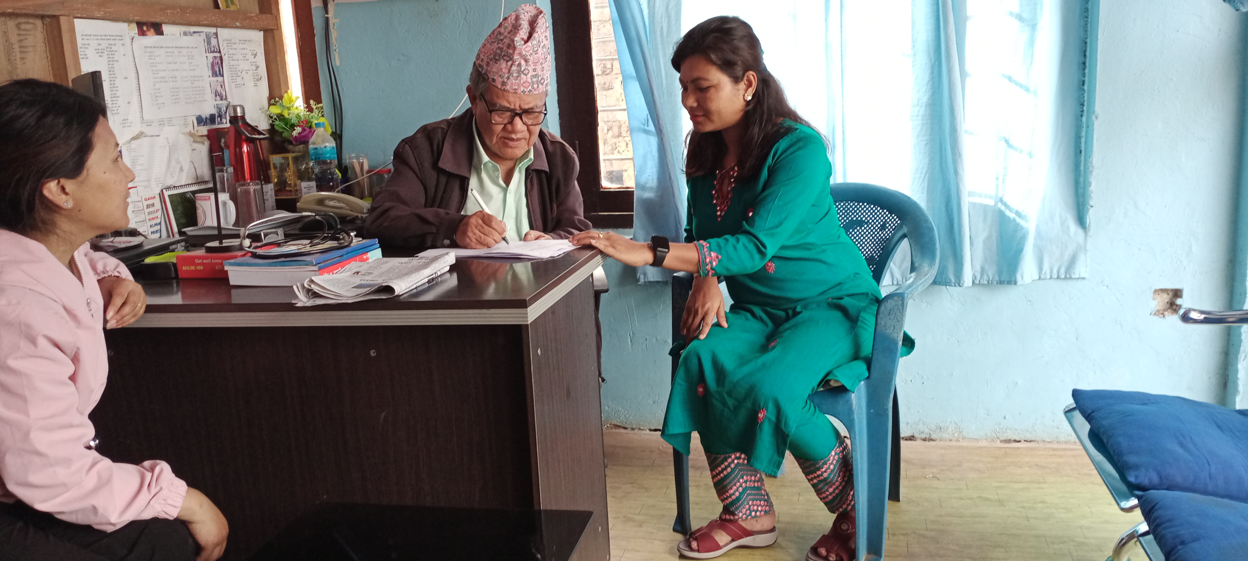 SAS site, discussing with Dr. @ Kaligandaki hospital, Nawalpur